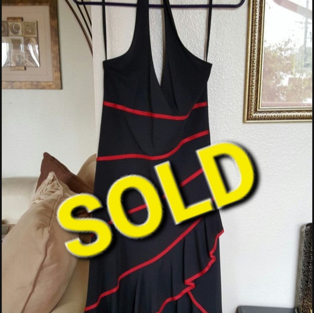 ❤🥰🖤 Sexy Halter Dress, Size Medium 🖤🥰❤